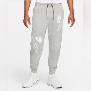 Nike Tech Fleece GX Joggers, Men's, Large NWOT